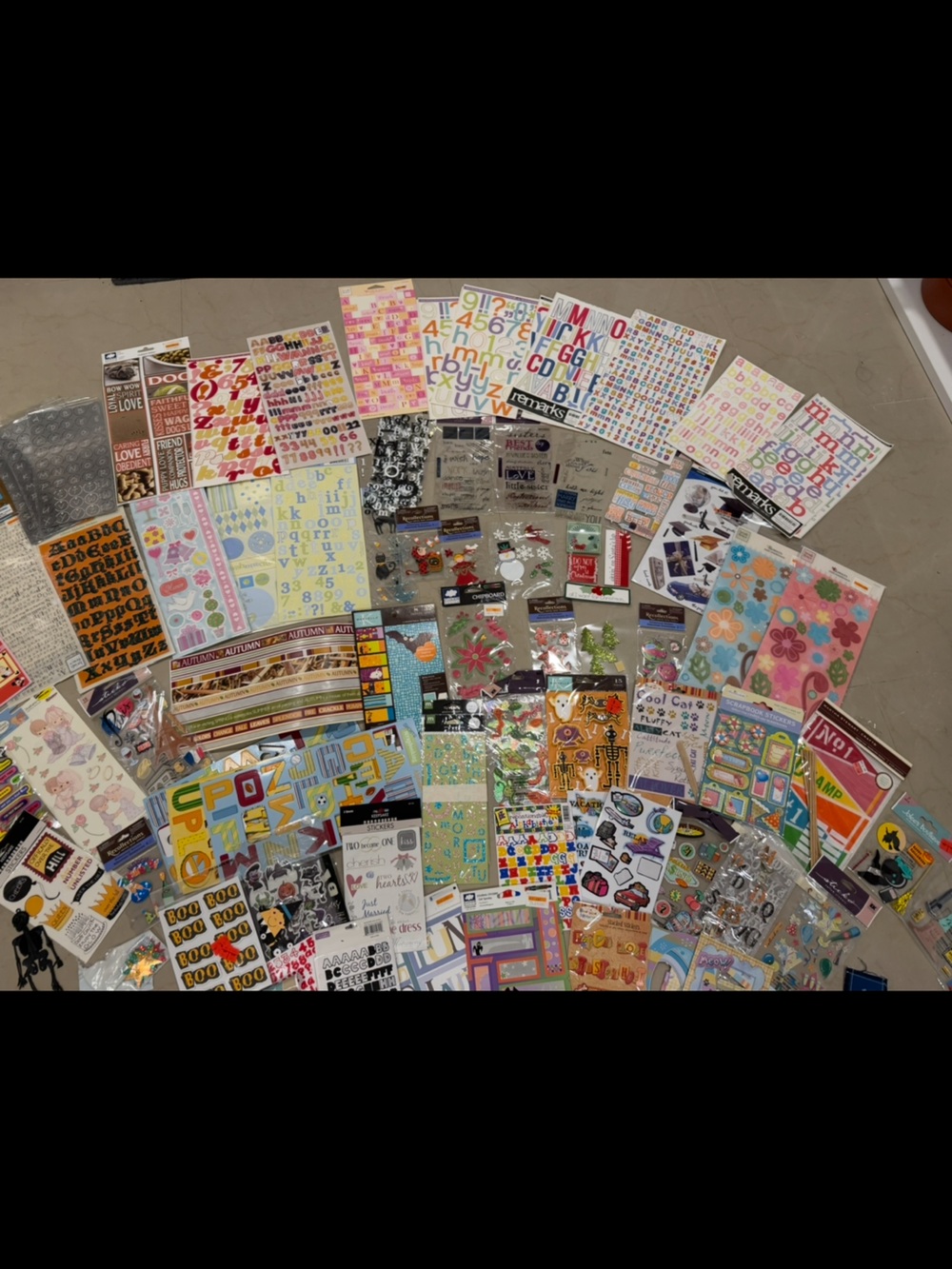 Mixed Assorted Sticker for scrapbooking/ arts and crafts. - Picture 7 of 8